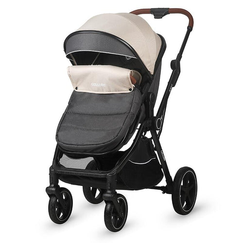 Eleganter Kinderwagen 3in1 Coccolle Amani Diamond in Beige mit Fußabdeckung und grauem Futter, Vorderansicht.