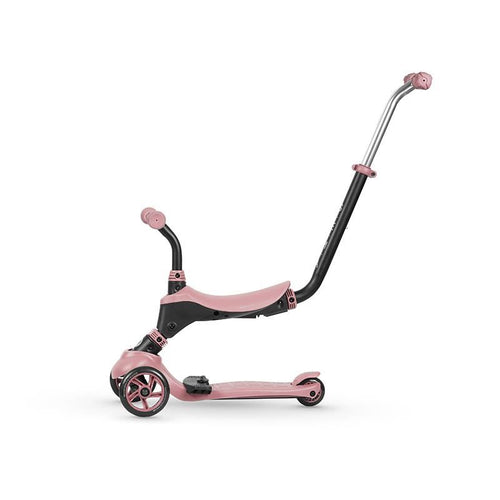 Seitenansicht eines rosa Kinder-Scooters mit gebogenem Lenker und hinterer Fußbremse.